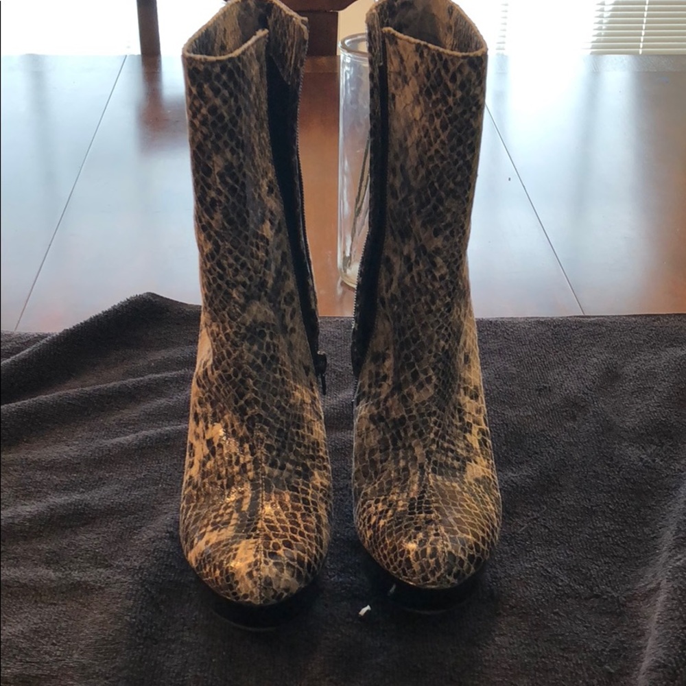 👠